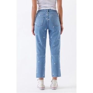 pac sun daisy mom jeans